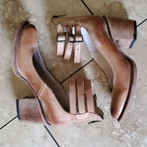 FreeBird Size 6 Randi Boot